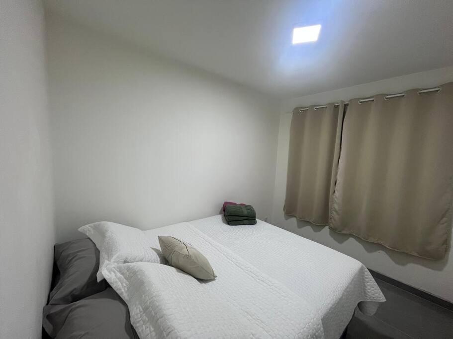 2 Quartos, Prox Outlet Br E Hospitais Possui Lava E Seca * Campo Largo